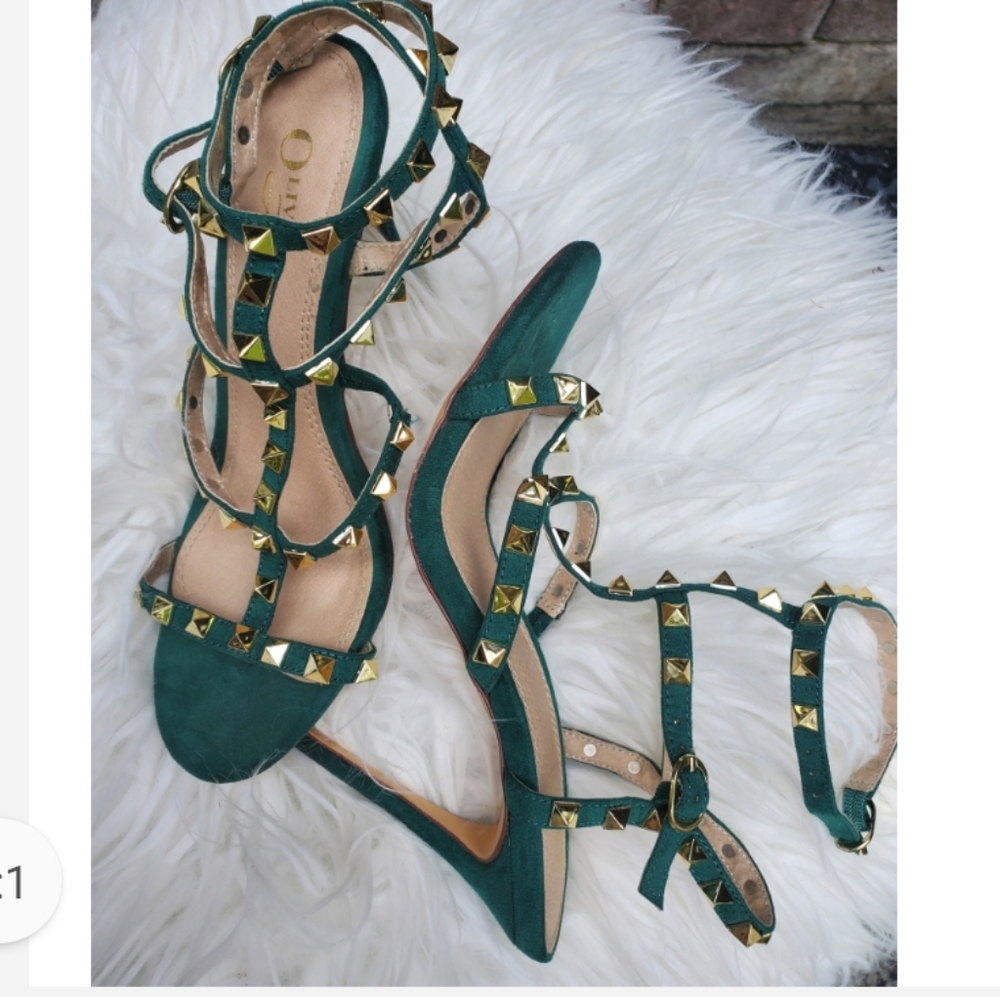 Shoes - Picture 6 of 6